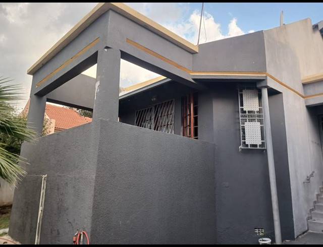 3 BEDROOM HOUSE FOR SALE IN ELANDSHAVEN
